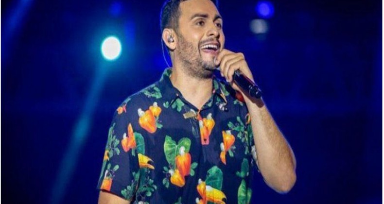 Mano Walter é atingido por lata de cerveja em show no Maranhão